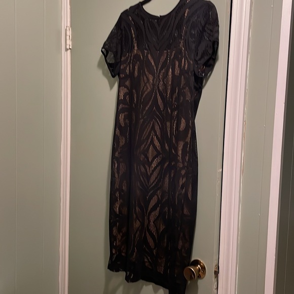 Black Women’s dress - Picture 3 of 9